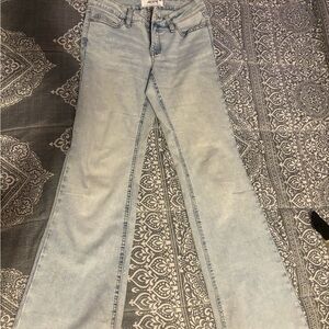 Ardene Women's Light Blue Flare Jeans